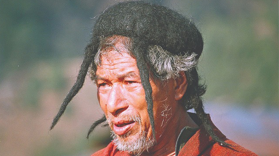 Merak-Sakteng Trek 